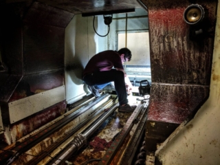 Replacing a ball screw.